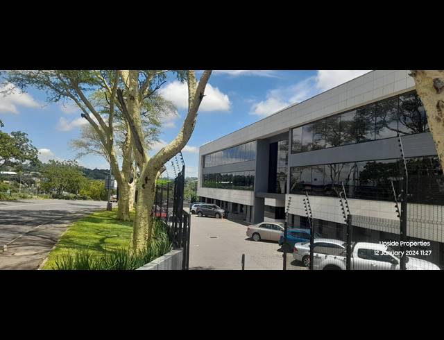 238.70M² OFFICE TO LET IN WESTVILLE